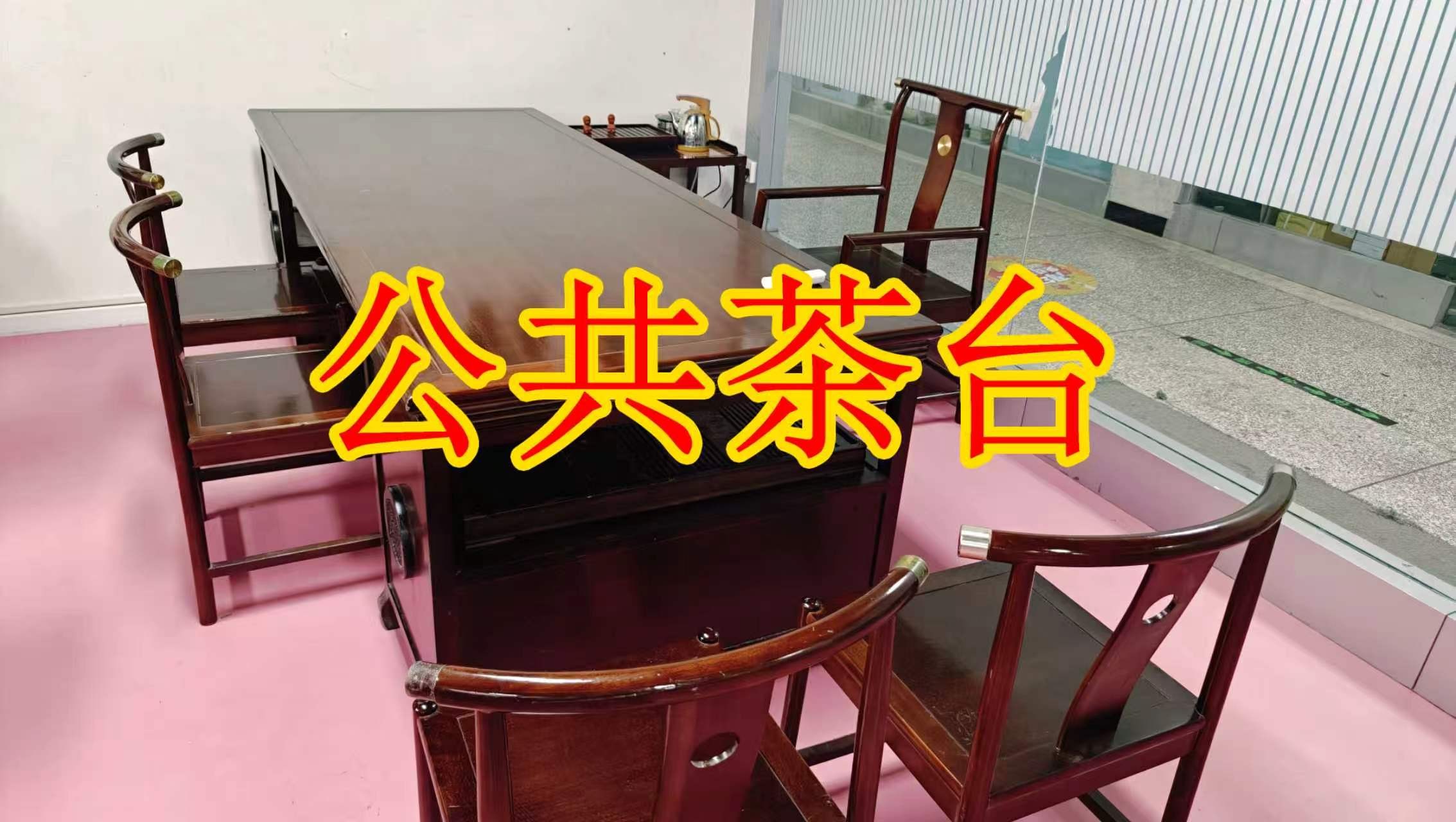 洛阳宏进农副产品国际物流中心面积灵活：小面积办公室至大面积办公、经营空间均可选择； 部分房源可注册公司，满足企业办公需求； 商铺临街，具备上下水、用电等经营条件； 适合副食品、茶叶、酒水、百货、电商、培训、办公等多种行业。_COPY